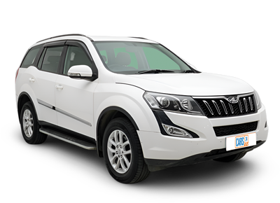 Mahindra XUV500-img